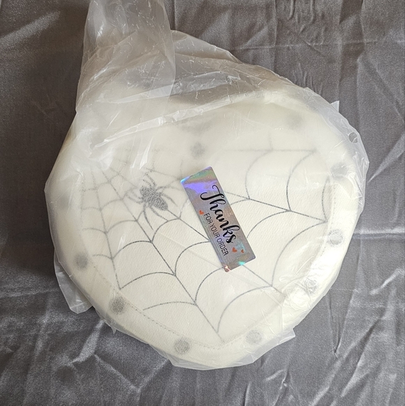 Y2K PRINCESS GRUNGE GOTH CROSSBODY BAG - NEW! - Picture 13 of 15